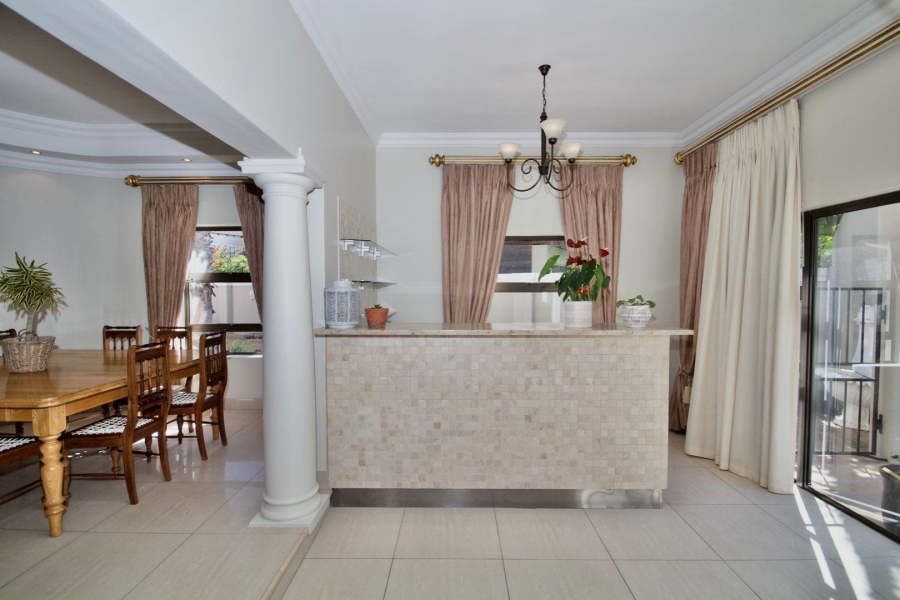 4 Bedroom Property for Sale in West Beach Western Cape